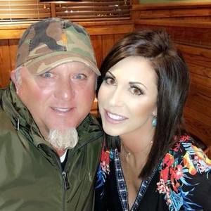 Meet your Posher, Kara